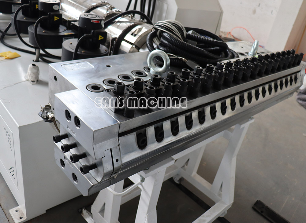 PVC marble wall panel machine Машина для изготовления мраморных стеновых панелей из ПВХ