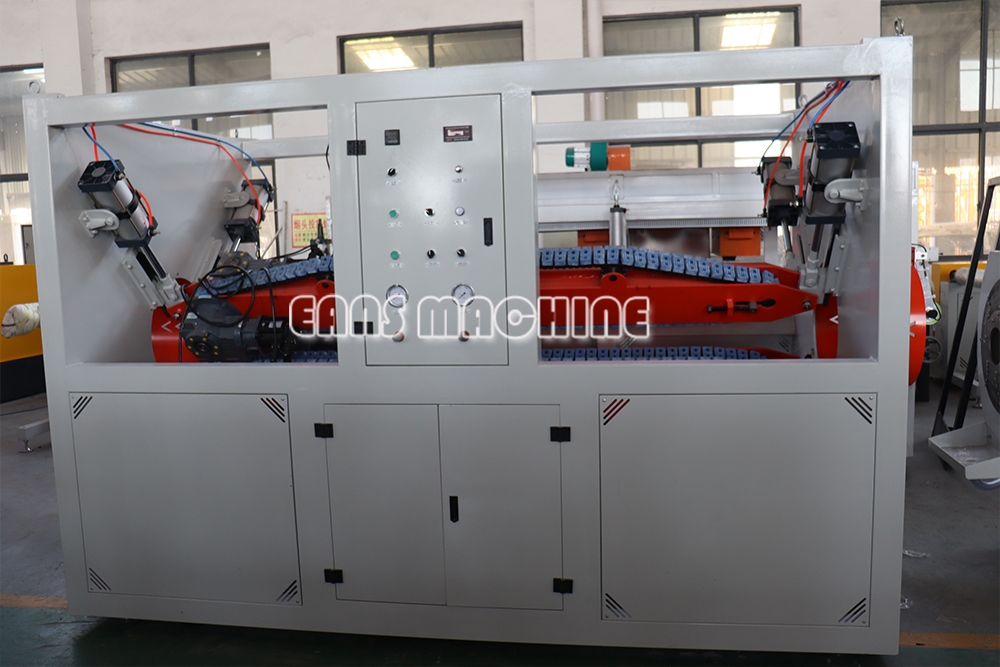 машина для труб из ПВХ