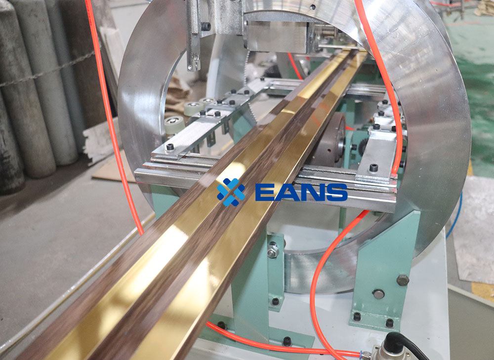 Машина для изготовления панелей PS