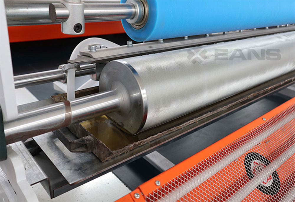 машина для ламинирования дверей WPC